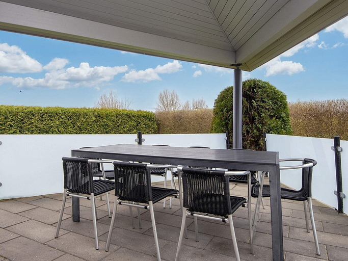 Dining 4, 4 Star Holiday Home in Sydals, Sønderborg