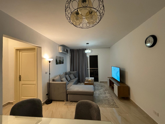 Others 5, Luxury Inn: 2BR Prime location in Madinaty B12, New Cairo City