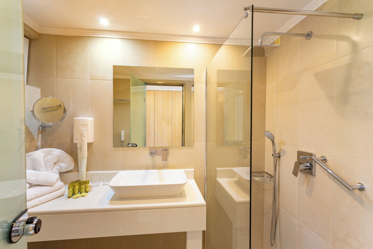 Bathroom 5, Blue Horizon Hotel, South Aegean