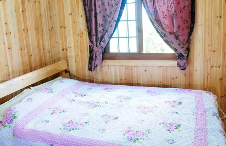 Bedroom 3, Seogwipo Sannaedeul Pension, Seogwipo