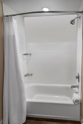 Bathroom 4, TownePlace Suites Fort Mill at Carowinds Blvd., York