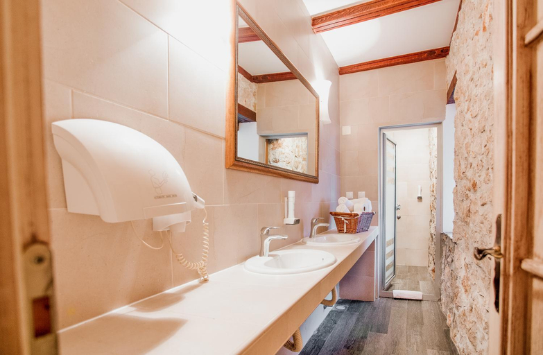 Bathroom 3, Hotel-Restaurant Kriva Cuprija, Herzegovina-Neretva