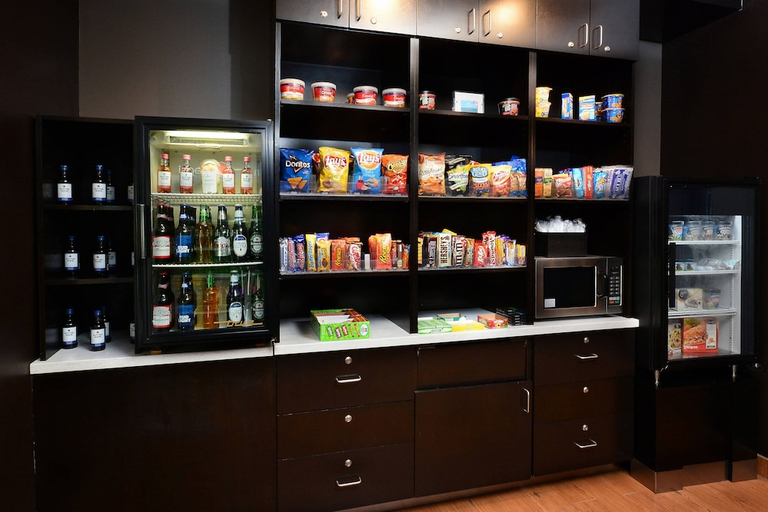 Food & Drinks 5, Courtyard by Marriott Beckley, Raleigh
