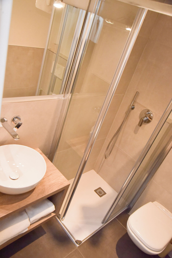 Bathroom 3, Eco Hotel Zanella, Trento