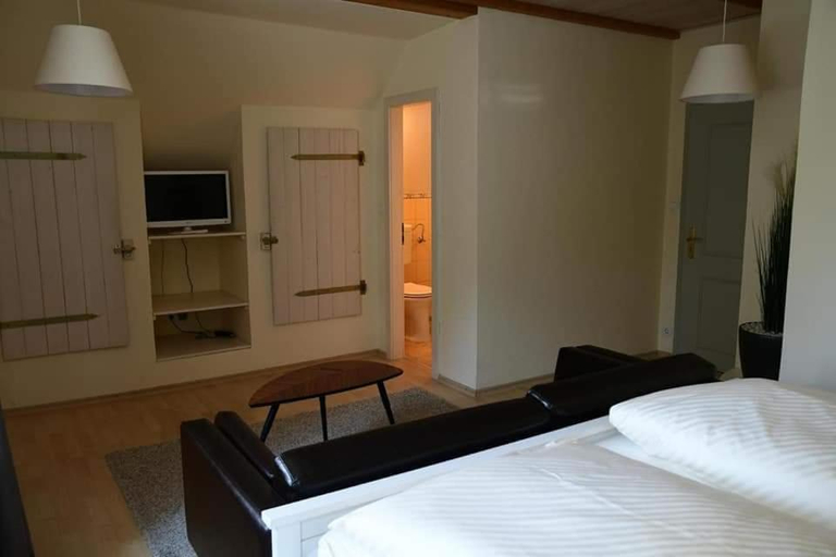 Bedroom 2, Hotel Berggasthof Waldlust, Wunsiedel im Fichtelgebirge