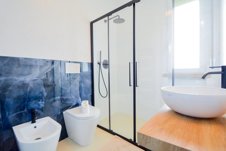 Others 3, Prime Blue Suite - Appartamenti con jacuzzi privata, Rimini