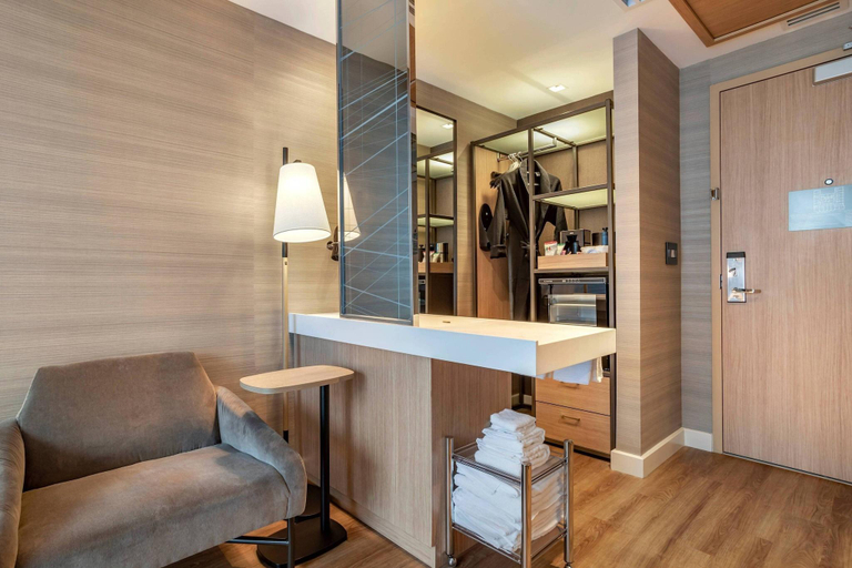 Bathroom 5, AC Hotel by Marriott Washington DC Convention Center, Washington D.C.