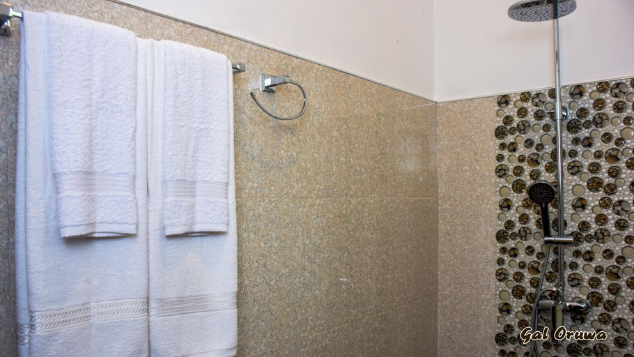 Bathroom, Gal Oruwa Resort, Dambulla