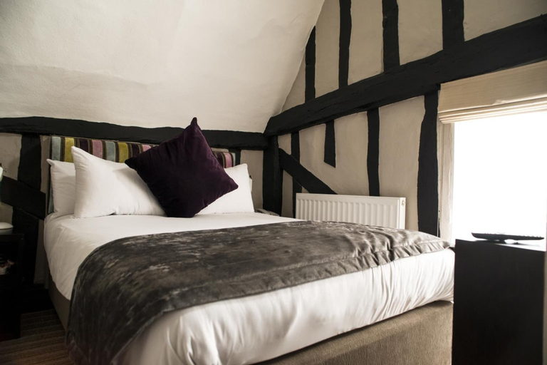 Bedroom 9