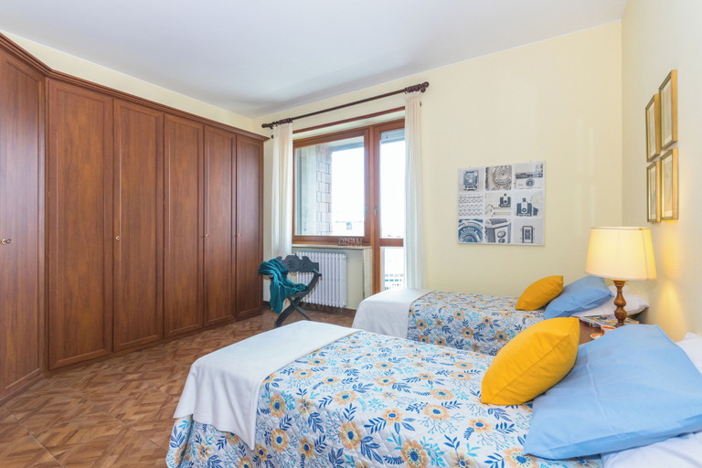 Bedroom 3, Frejus Classic Apartment, Torino