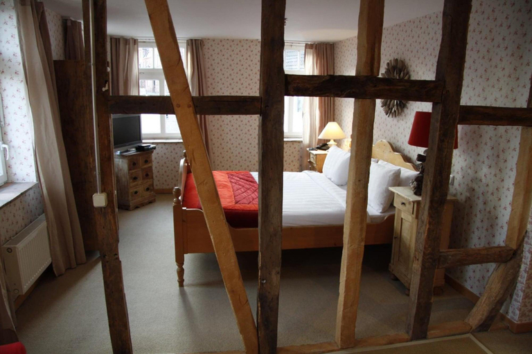 Bedroom 3, Zur Ewigen Lampe At Hemingway Trail, Düren