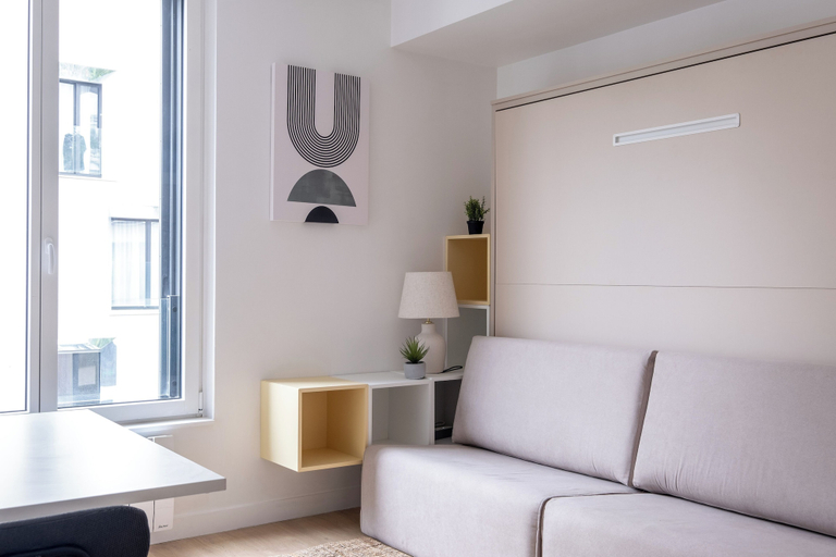 Others 4, Luxueux Appartement à Batignolles, Paris