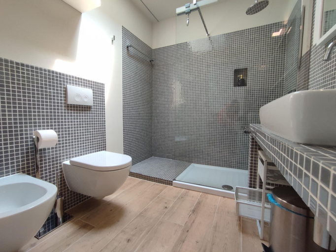 Bathroom 3, Bed & Breakfast Blu Locanda, Rovinj