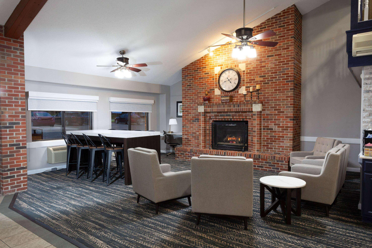 Public Area 2, Americinn By Wyndham Peoria, Peoria