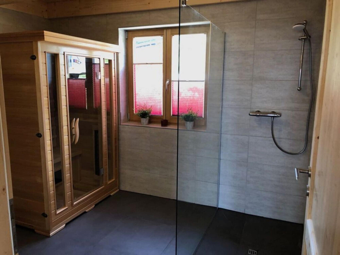 Bathroom 4, Klippitzstern House 2, Wolfsberg