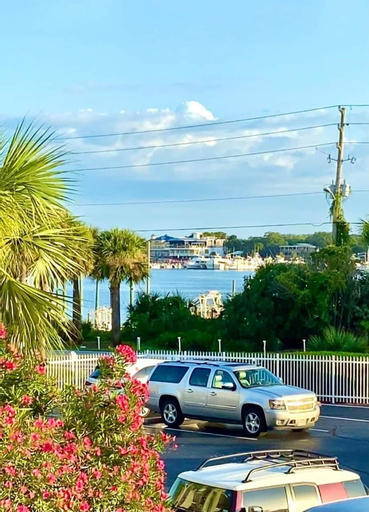 Poolside Villas 203, Okaloosa