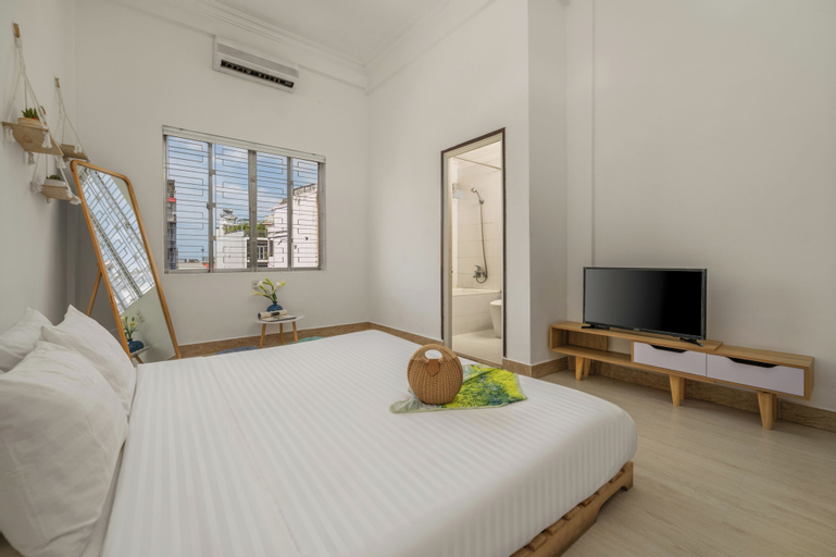 Bedroom 8