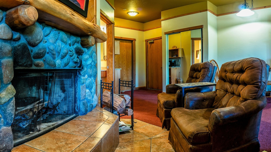 Others 5, Callahan s Mountain Lodge, Jackson