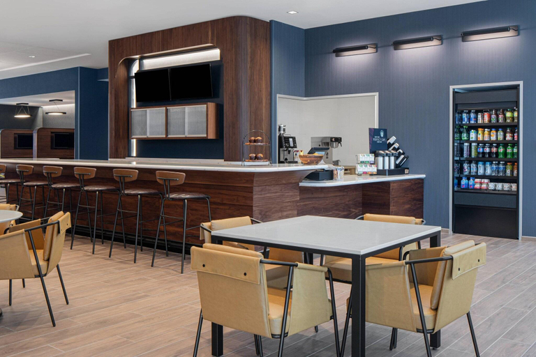 Food & Drinks 4, Courtyard by Marriott Houston I-10 West/Memorial, Houston