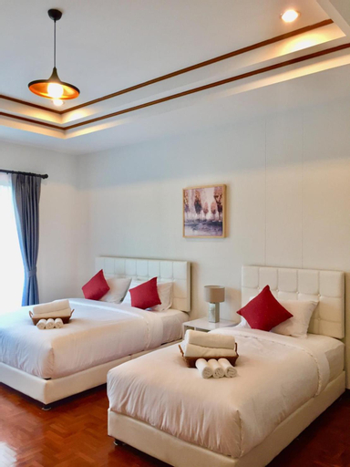 Bedroom 27