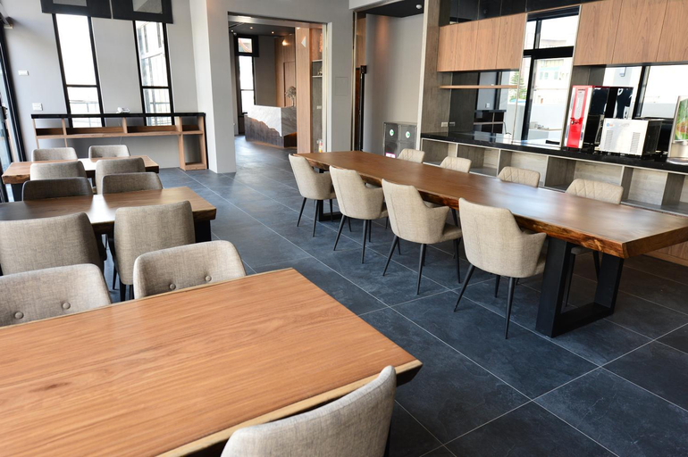 Food & Drinks, Sky Square Business Travel, Penghu