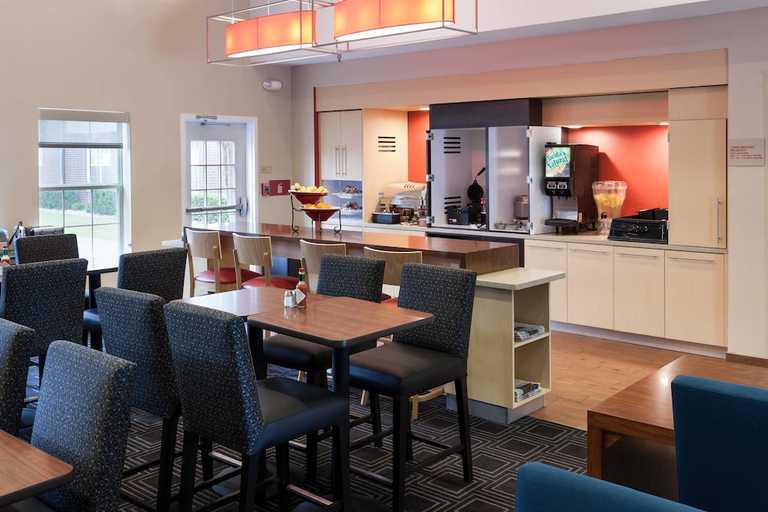 Food & Drinks 4, TownePlace Suites by Marriott Dallas Arlington North, Arlington