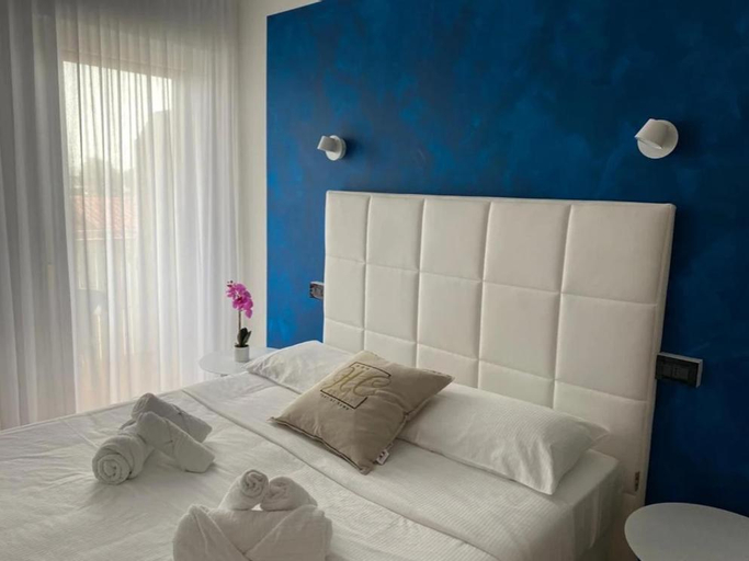Bedroom 4, HC Resort, Udine