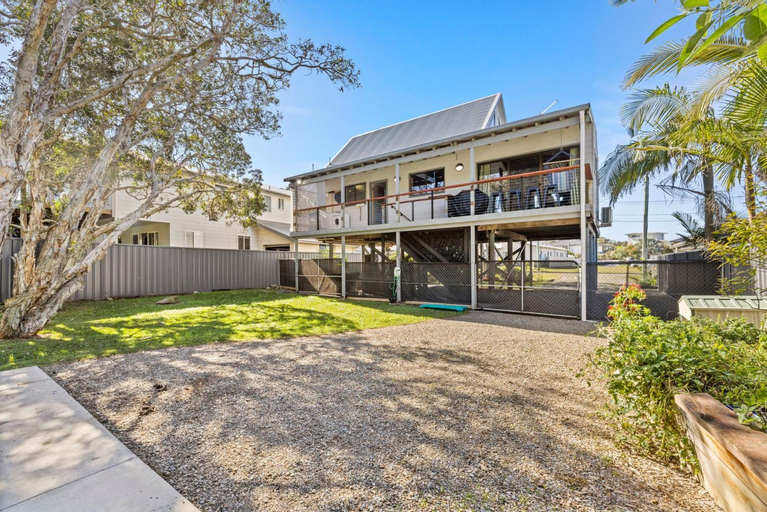 Exterior & Views 1, Corindi Cubby, Coffs Harbour - Pt B