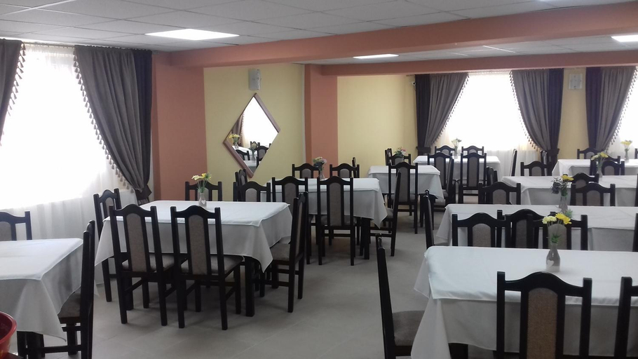 Food & Drinks 2, Casa Leucian, Deva