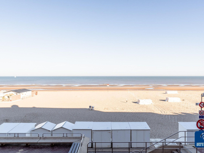 View from property 2, Apartment on Belgian Coast With Sea View, West-Vlaanderen