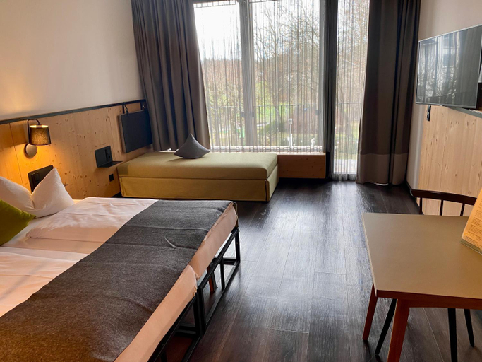 Bedroom 4, Gasthof-Hotel Hohensteiger, Rosenheim