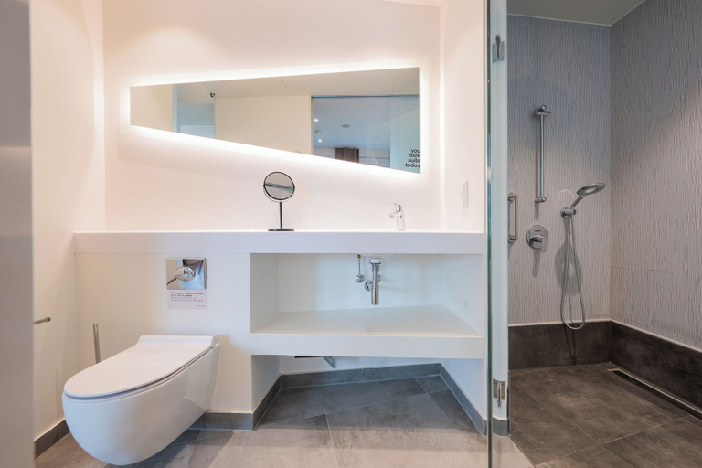Bathroom 4, Limehome Amsterdam Westerpark, Amsterdam