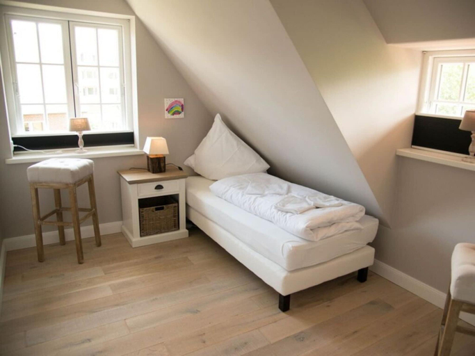 Room 4, Alte Dorfstrasse 15 b, Nordfriesland