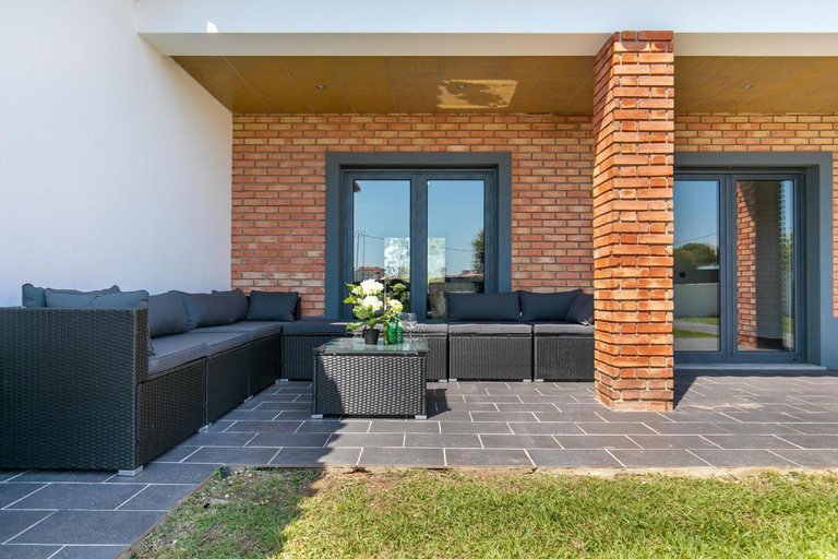 Others 5, Casa Amizade, Aljezur