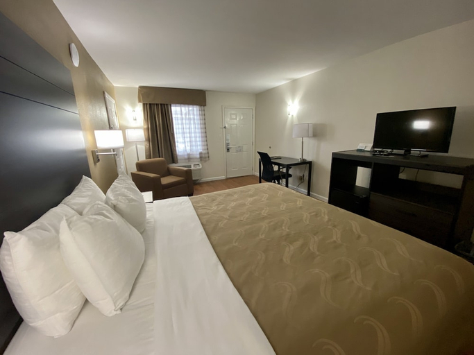 Bedroom 3, Quality Inn Branson - Hwy 76 Central, Taney