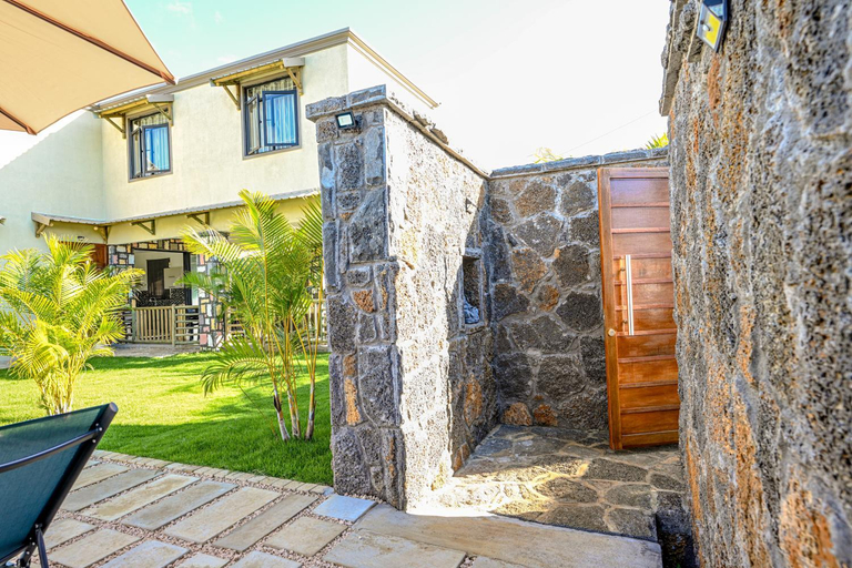 Others 5, New Villa Geranium