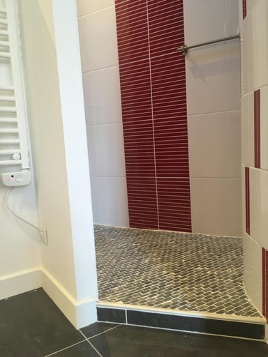 Bathroom 14