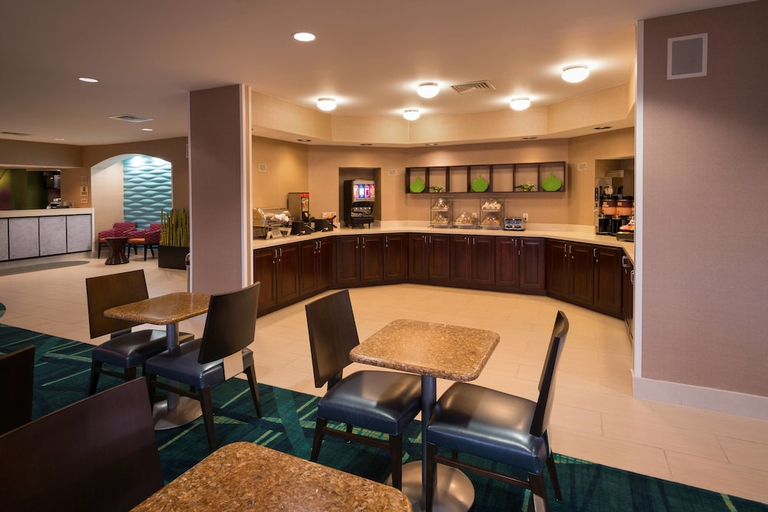 Food & Drinks 4, SpringHill Suites Chicago - Bolingbrook, Will