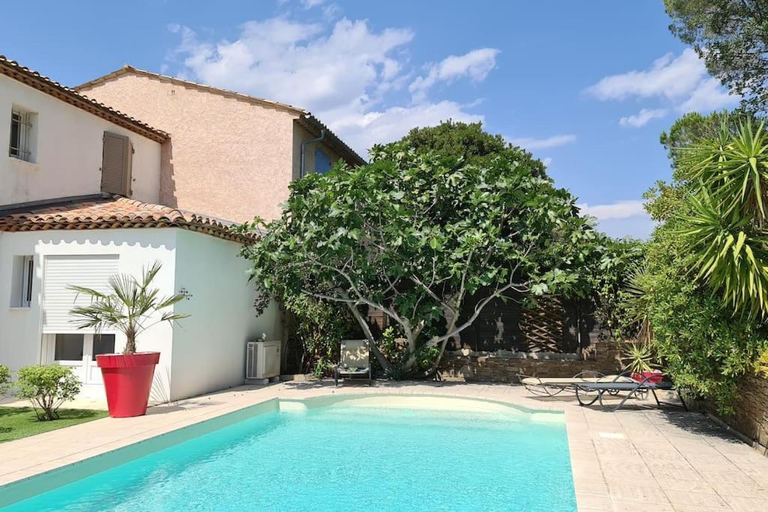 Sport & Beauty 2, Ste Maxime Villa 5 etoiles Piscine chauffee et jacuzzi, Var