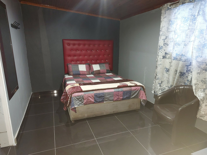Bedroom 3, Freedom Media Guest House, Nelson Mandela Bay