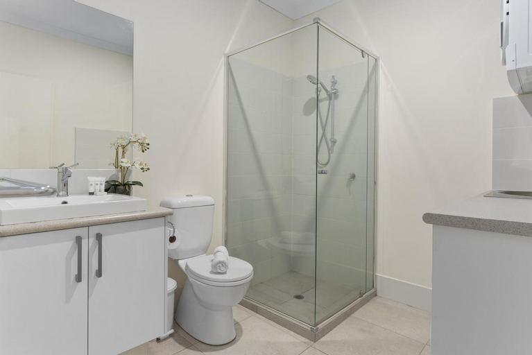 Bedroom 3, Contemporary Comfort Suite Relax and Explore, Bassendean