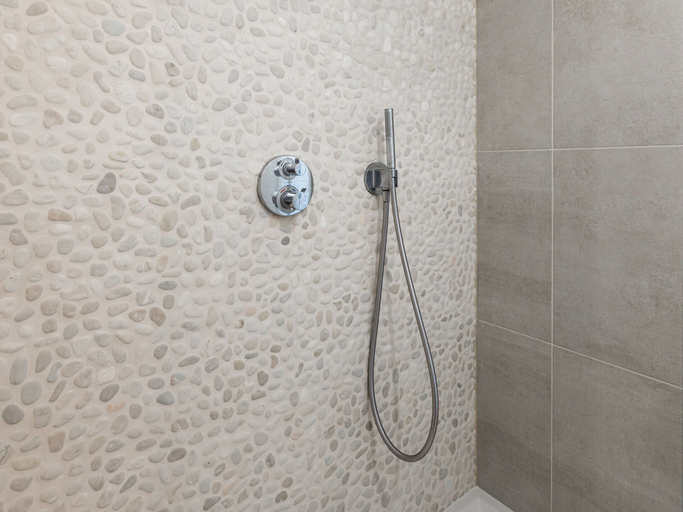 Bathroom 2, Apartment in Koksijde With Stunning Sea View, West-Vlaanderen