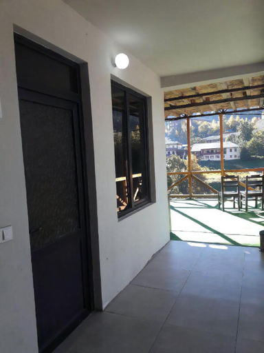 Others 5, Guest House Mari30, Mestia