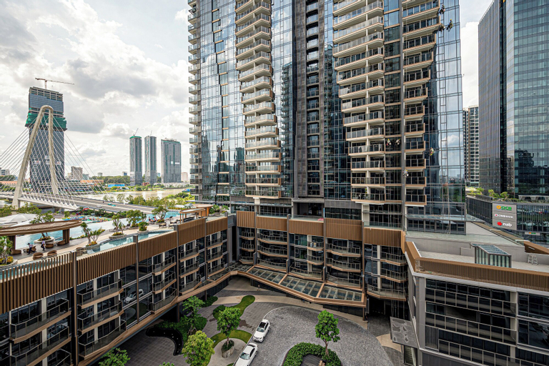 Exterior, The Opera Residences, District 2