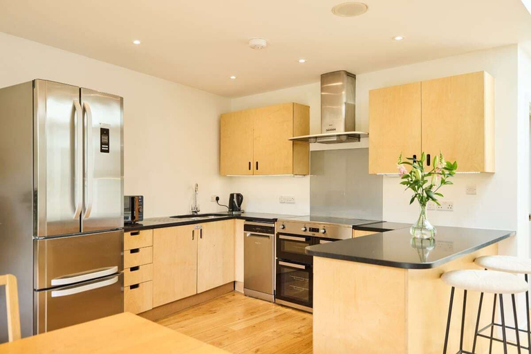 Others 5, The Putney Wonder - Dazzling 3bdr Flat With Garden, London