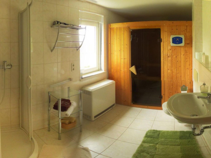 Bathroom 5, Holiday Home Oertel Hausl, Erzgebirgskreis