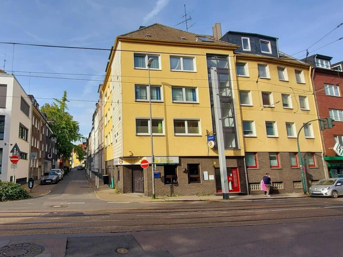 Primary image
