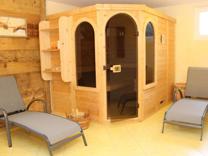 Spa treatment, Holiday Apartment in the Rose Garden, Ortenaukreis