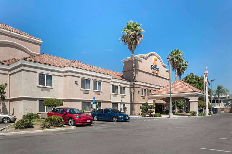 Exterior & Views 2, Comfort Suites Tulare Sequoia Gateway, Tulare