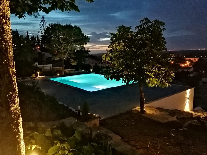 Others 4, Villa Vista, Sesimbra